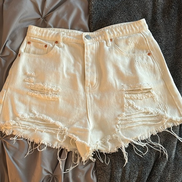 Signature 8 White Jean Shorts - Picture 1 of 3